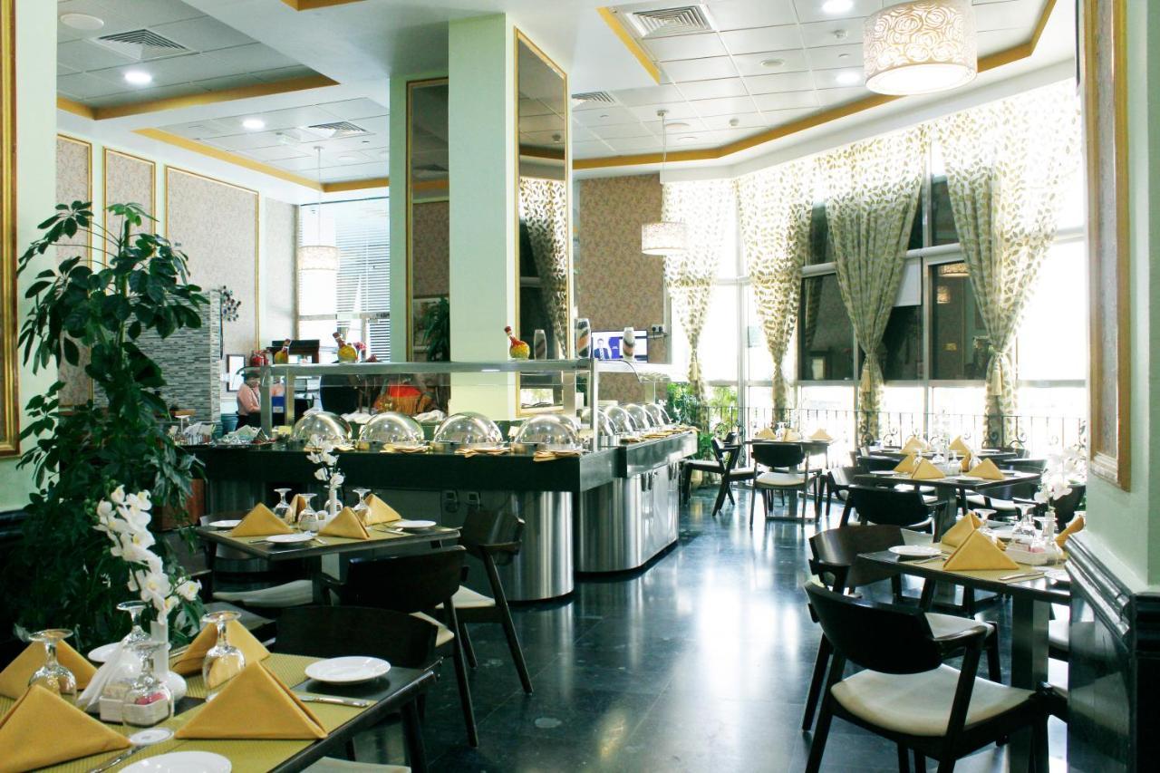 Al Diar Dana Hotel Abu Dhabi Ngoại thất bức ảnh
