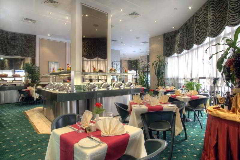 Al Diar Dana Hotel Abu Dhabi Ngoại thất bức ảnh